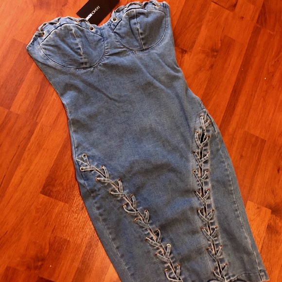 FASHIONNOVA DRESS - Picture 1 of 1